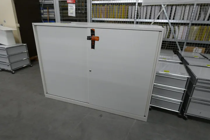 Sedus Sideboard Maße in cm: ca. 160 x 44 x 113
